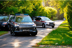 На юге столицы московские росгвардейцы остановили автомобиль, находившийся в федеральном розыске